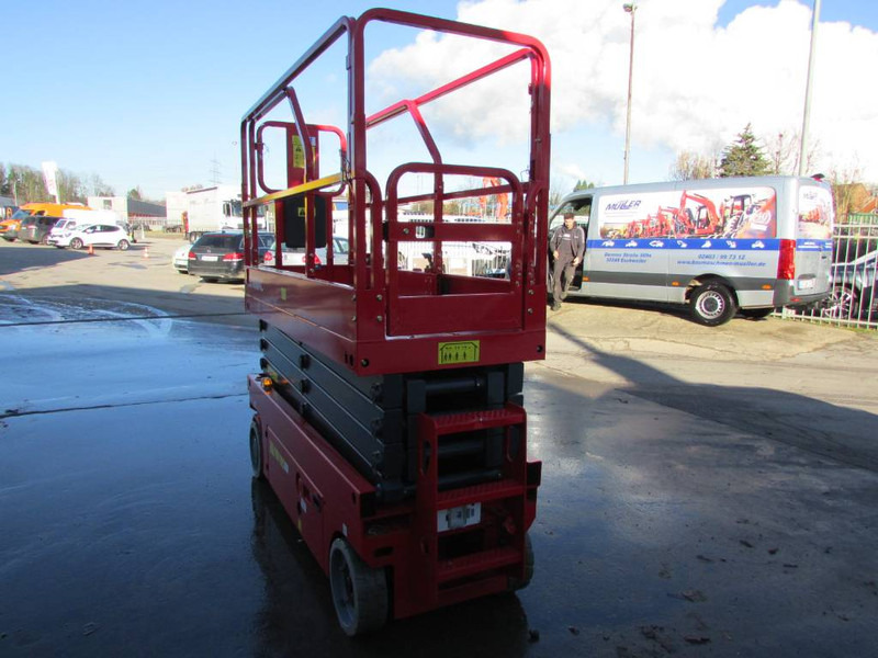 MAGNI ES 1008 AC 10.900 EUR / Scherenbühne - رافعات مقصية: صور 2 MAGNI ES 1008 AC 10.900 EUR / Scherenbühne - رافعات مقصية: صور 2