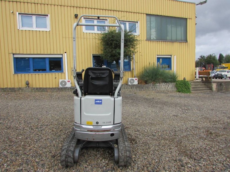 Takeuchi TB 210 R Minibagger 14.500 EUR - حفارة مصغرة: صور 5 Takeuchi TB 210 R Minibagger 14.500 EUR - حفارة مصغرة: صور 5