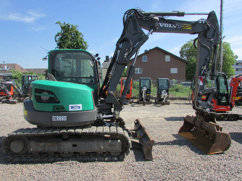 Volvo ECR 88 D Kettenbagger 35.000 EUR - حفارة مصغرة: صور 5 Volvo ECR 88 D Kettenbagger 35.000 EUR - حفارة مصغرة: صور 5
