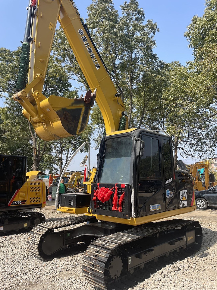 CAT 312D - حفارات زحافة: صور 2 CAT 312D - حفارات زحافة: صور 2