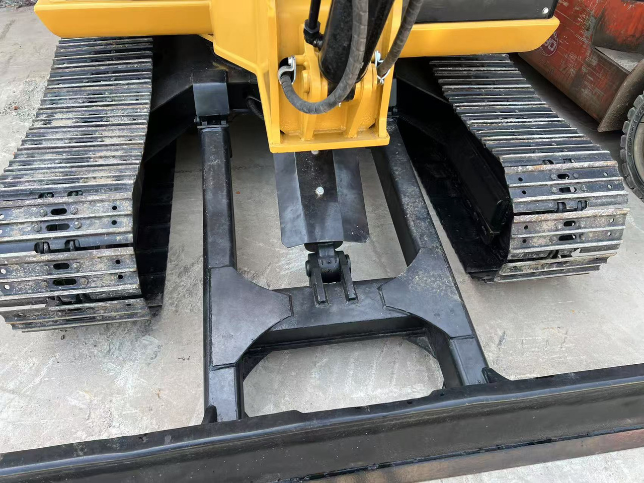 حفارة مصغرة CATERPILLAR 305.5E2: صور 9