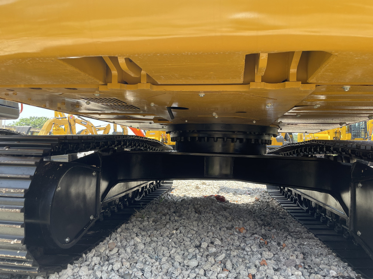 CATERPILLAR 323D2 - حفارات زحافة: صور 4 CATERPILLAR 323D2 - حفارات زحافة: صور 4