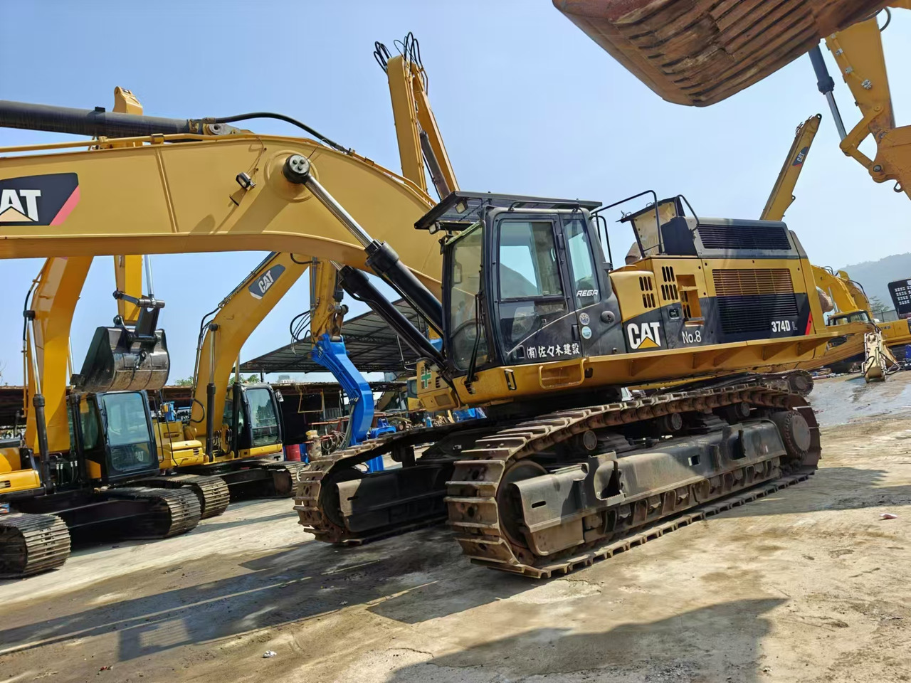 CATERPILLAR 374DL - حفارات زحافة: صور 3 CATERPILLAR 374DL - حفارات زحافة: صور 3