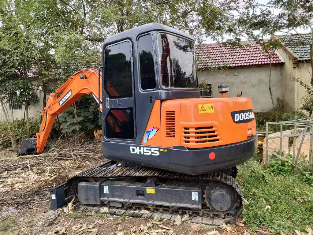 Doosan DH 55 - حفارة مصغرة: صور 4 Doosan DH 55 - حفارة مصغرة: صور 4