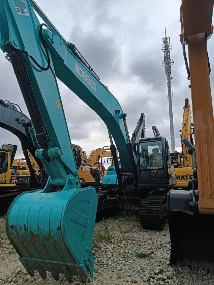 KOBELCO SK 210 إيجار KOBELCO SK 210: صور 11