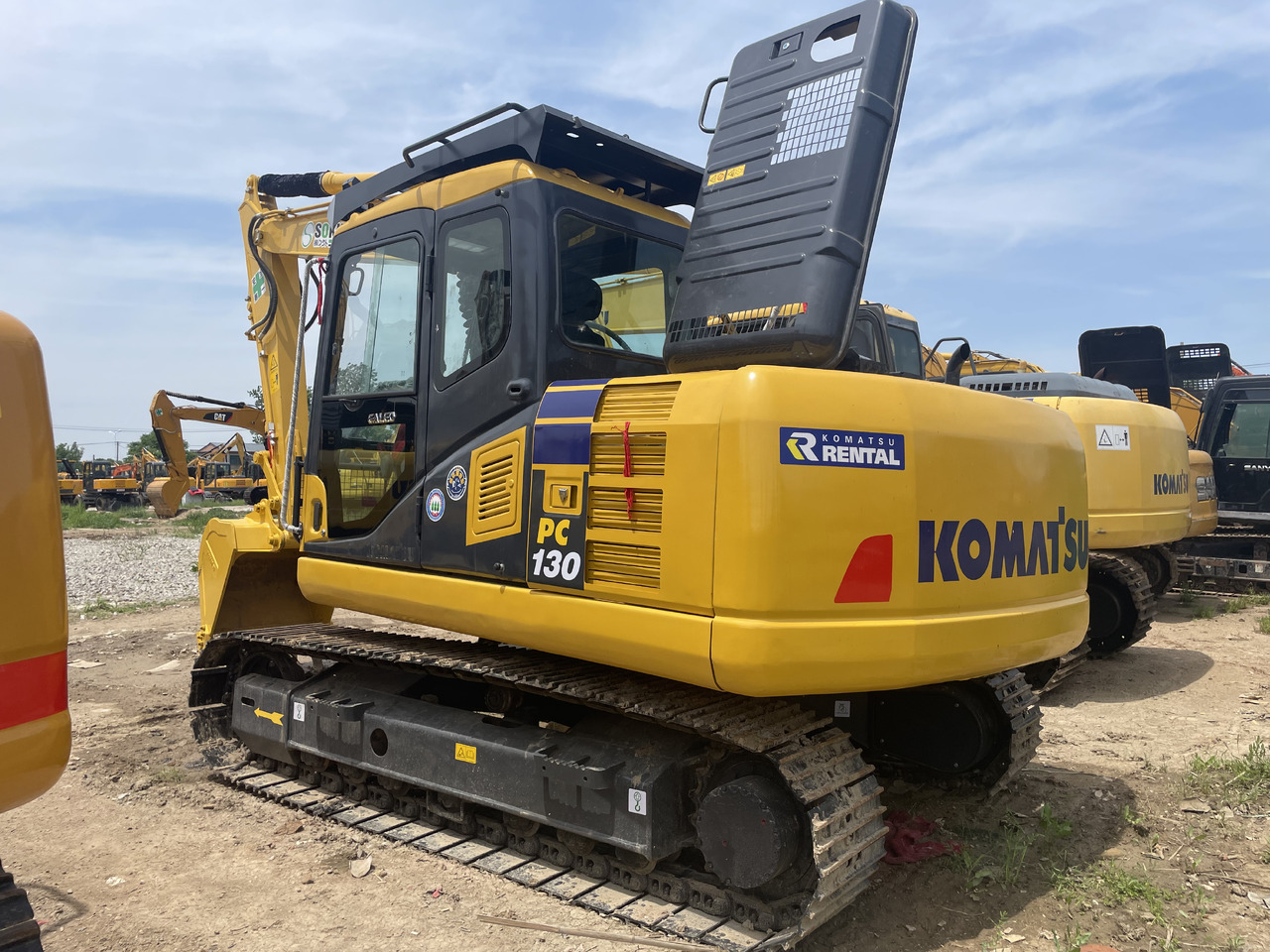 KOMATSU PC 130-7 - حفارة مصغرة: صور 1 KOMATSU PC 130-7 - حفارة مصغرة: صور 1