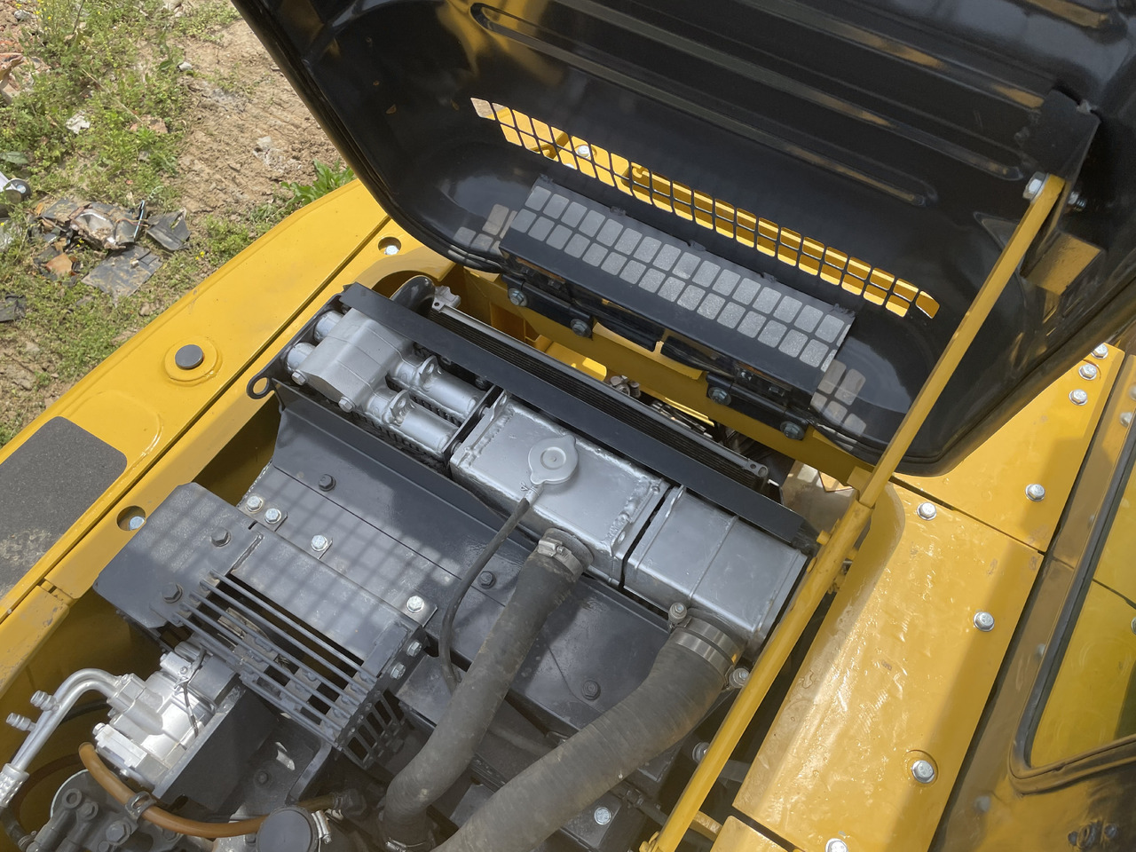 KOMATSU PC 130-7 - حفارة مصغرة: صور 5 KOMATSU PC 130-7 - حفارة مصغرة: صور 5