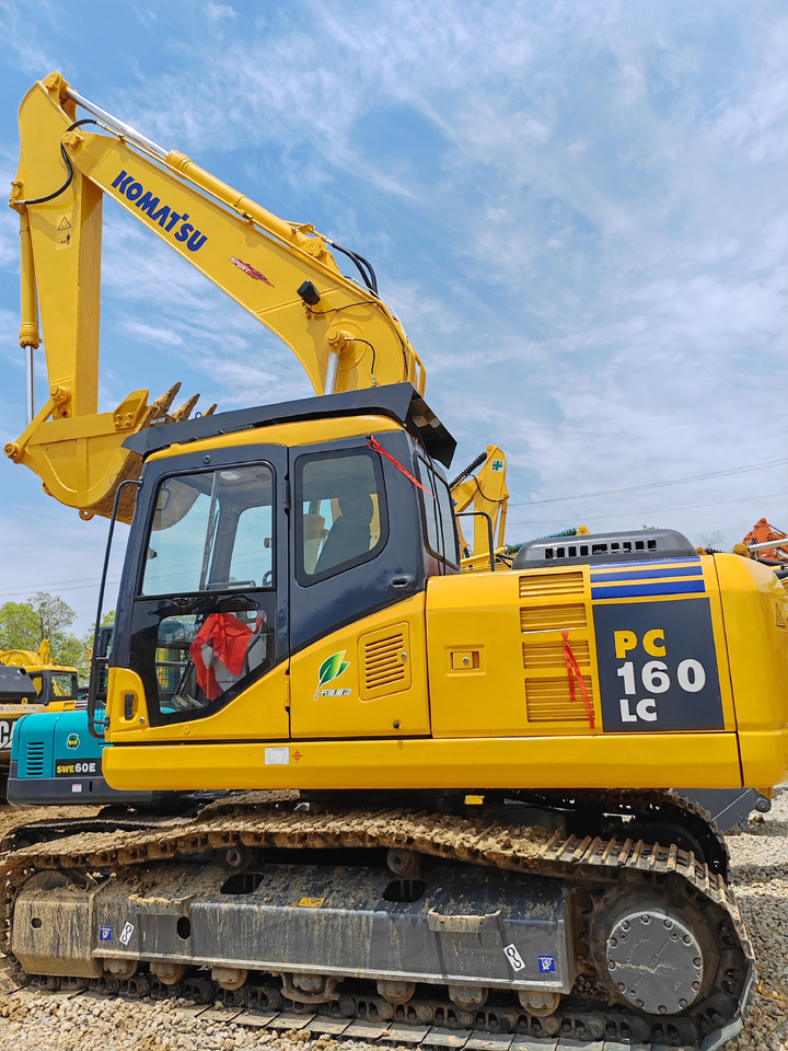 KOMATSU PC160 - حفارات زحافة: صور 2 KOMATSU PC160 - حفارات زحافة: صور 2