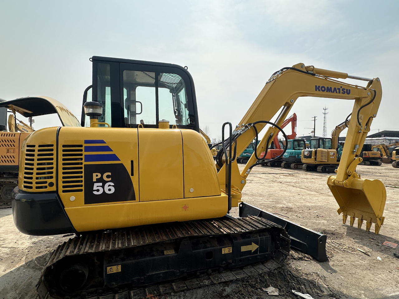 KOMATSU PC56-3 - حفارة مصغرة: صور 2 KOMATSU PC56-3 - حفارة مصغرة: صور 2