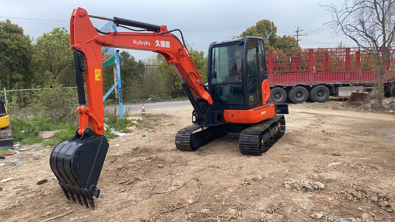 KUBOTA KX155 - حفارة مصغرة: صور 4 KUBOTA KX155 - حفارة مصغرة: صور 4