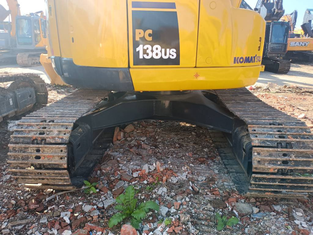 Komatsu PC 138US - حفارات زحافة: صور 2 Komatsu PC 138US - حفارات زحافة: صور 2