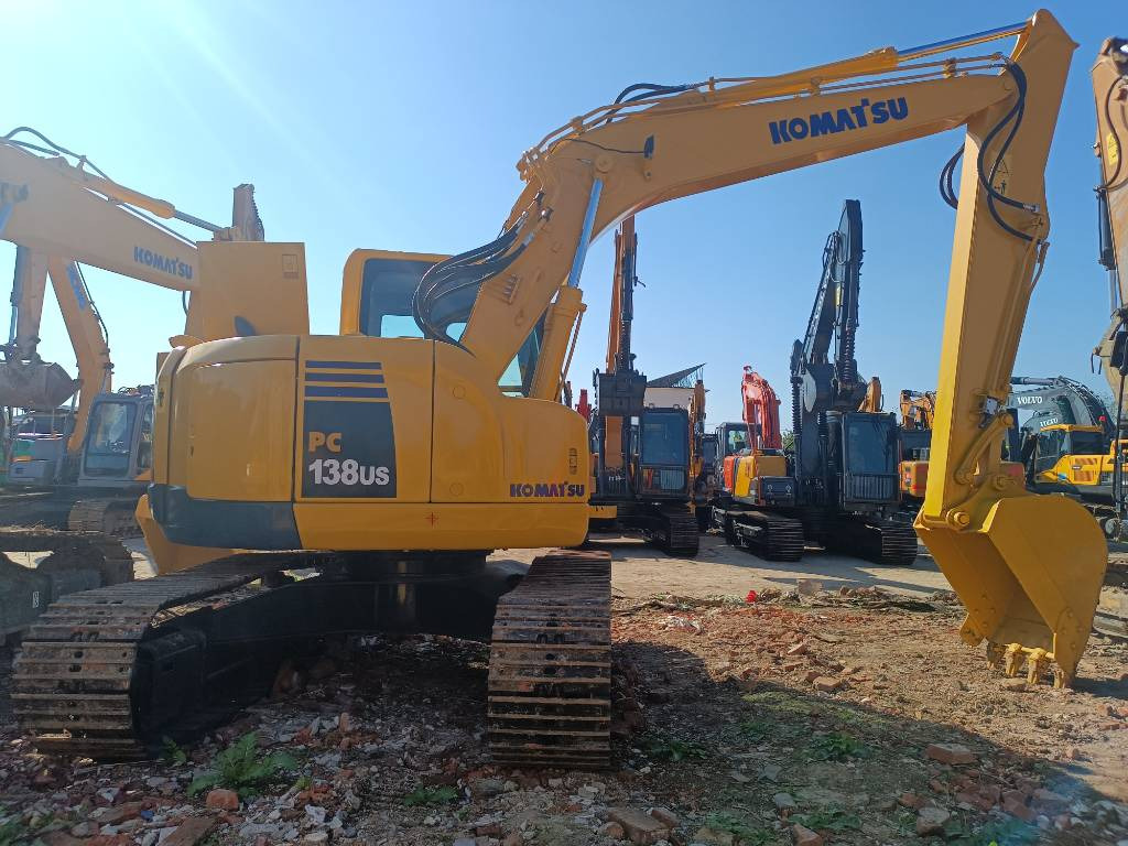 Komatsu PC 138US - حفارات زحافة: صور 1 Komatsu PC 138US - حفارات زحافة: صور 1