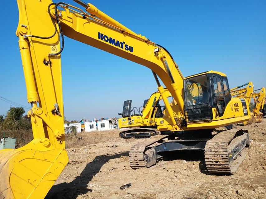 Komatsu PC 300 - حفارات زحافة: صور 4 Komatsu PC 300 - حفارات زحافة: صور 4
