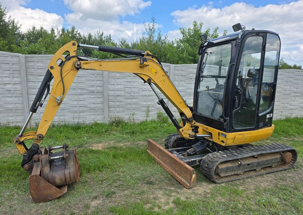 Caterpillar - حفارة مصغرة: صور 2 Caterpillar - حفارة مصغرة: صور 2