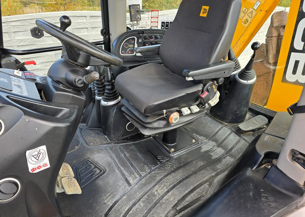 JCB - حفار متعدد الاستخدام: صور 3 JCB - حفار متعدد الاستخدام: صور 3