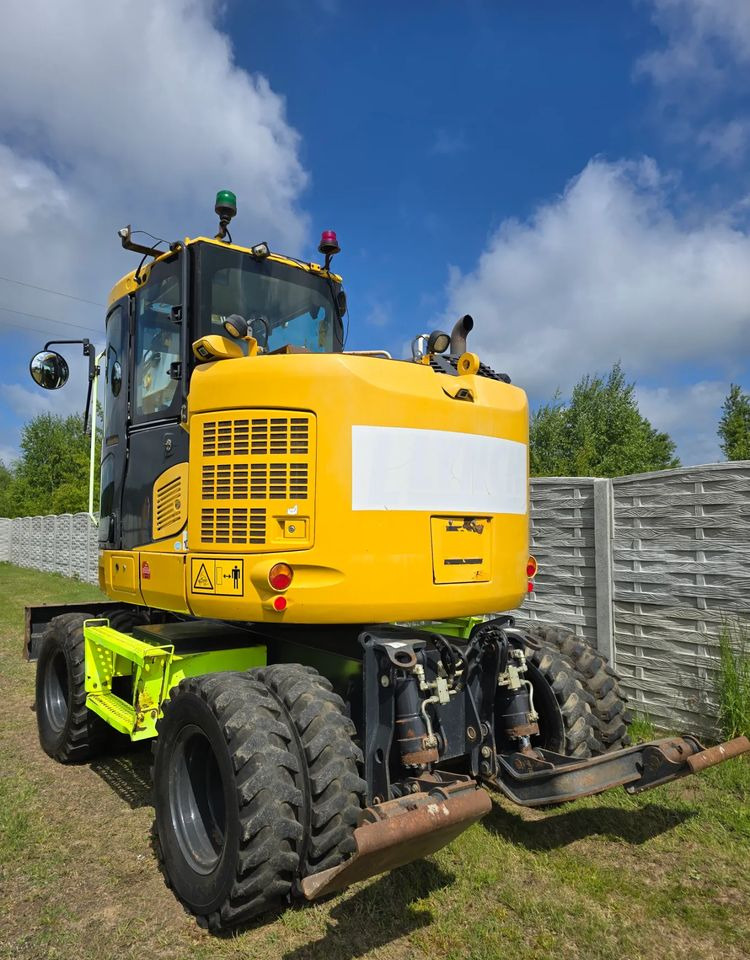 Komatsu - حفارة على عجلات: صور 3 Komatsu - حفارة على عجلات: صور 3