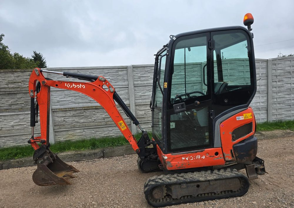 Kubota - حفارة مصغرة: صور 1 Kubota - حفارة مصغرة: صور 1