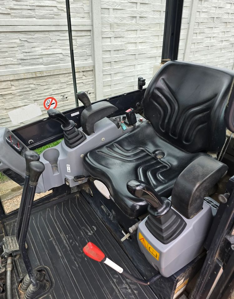 Kubota - حفارة مصغرة: صور 3 Kubota - حفارة مصغرة: صور 3