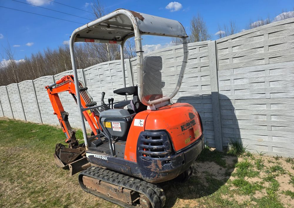 Kubota - حفارة مصغرة: صور 4 Kubota - حفارة مصغرة: صور 4