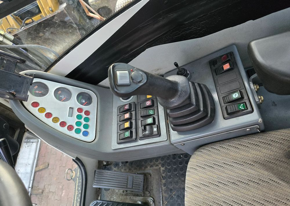 Terex - حفارة على عجلات: صور 3 Terex - حفارة على عجلات: صور 3