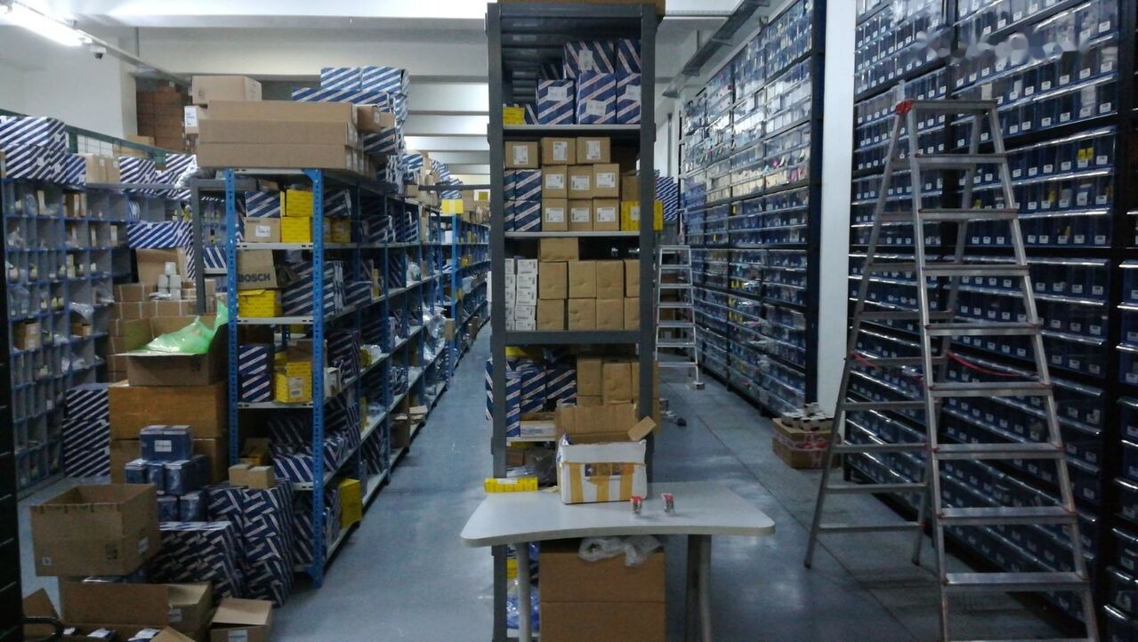 Delphi 2018 BEBE4D24002 Volvo RENAULT-VOLVO truck - حاقن - شاحنة: صور 1 Delphi 2018 BEBE4D24002 Volvo RENAULT-VOLVO truck - حاقن - شاحنة: صور 1