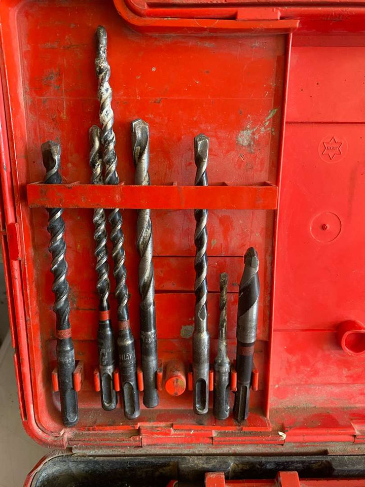 Hilti TE12 Borhammer - معدات الورش: صور 3 Hilti TE12 Borhammer - معدات الورش: صور 3