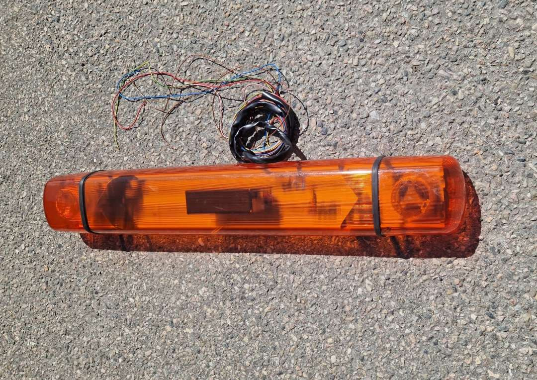 Varsellysbjelke – Puente Serie 3000 (12V / 24V - مقطورة دراجة نارية: صور 3 Varsellysbjelke – Puente Serie 3000 (12V / 24V - مقطورة دراجة نارية: صور 3