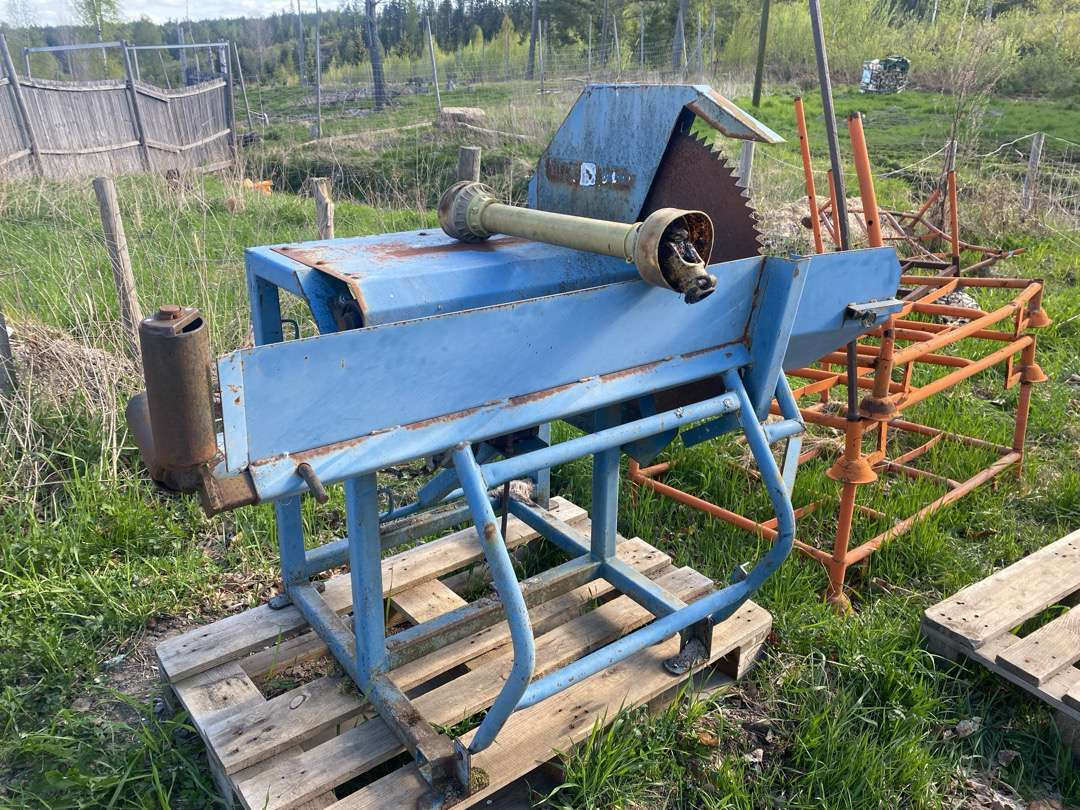 Vedsag til traktor - معدات الورش: صور 1 Vedsag til traktor - معدات الورش: صور 1