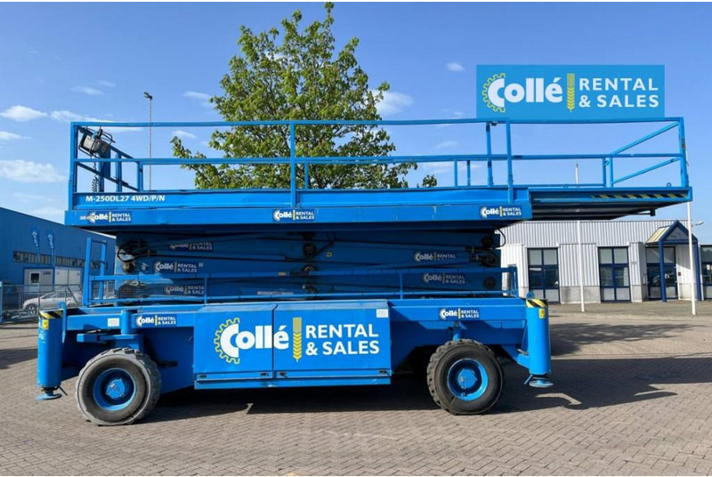 Holland lift M 250 DL 27 | 2003 - رافعات مقصية: صور 2 Holland lift M 250 DL 27 | 2003 - رافعات مقصية: صور 2