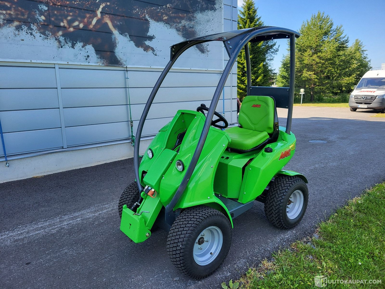 Avant 220, 2006 MTK25, Kempele - لودر مفصلي صغير: صور 1 Avant 220, 2006 MTK25, Kempele - لودر مفصلي صغير: صور 1