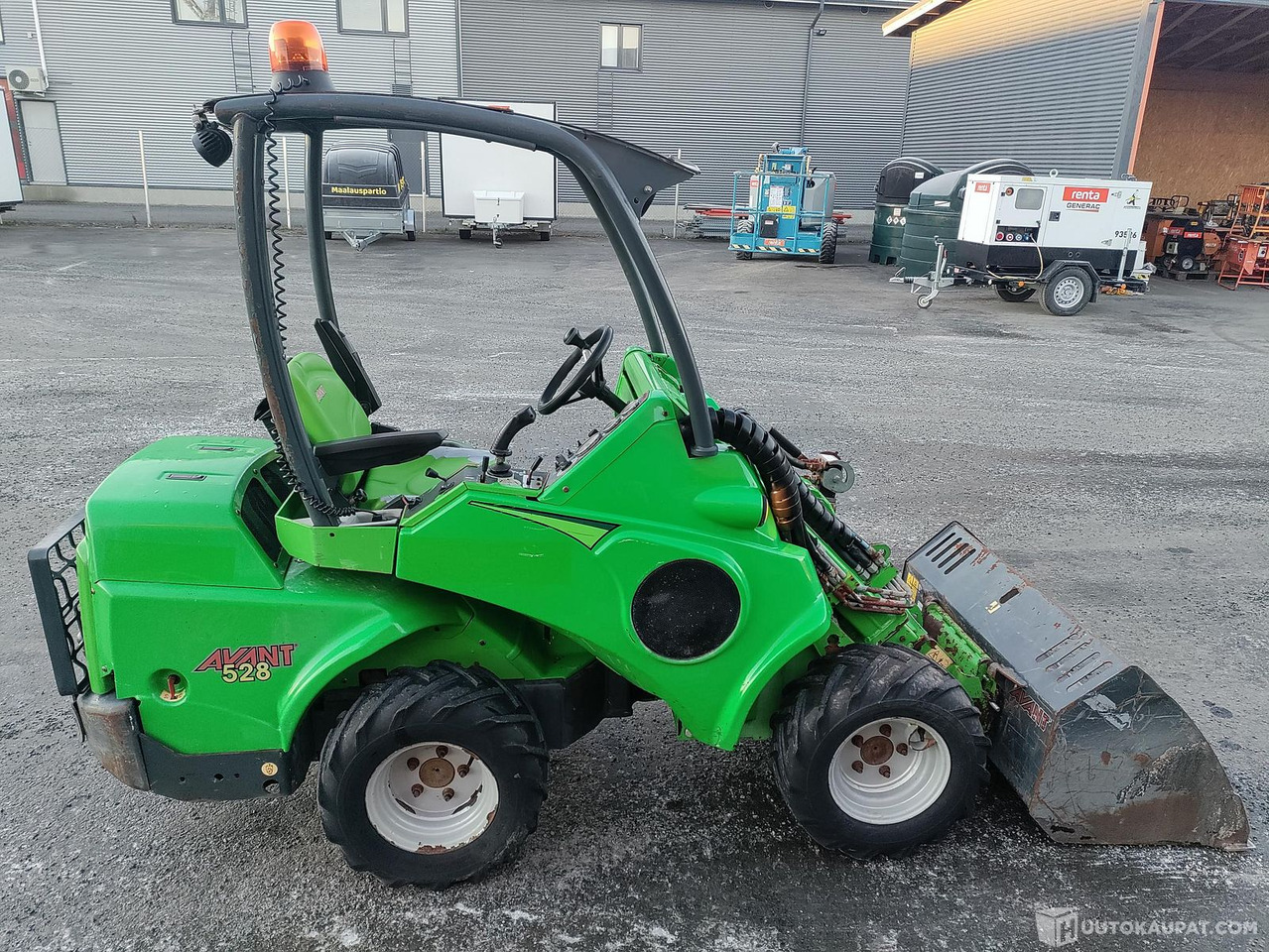 Avant 528 Diesel sorakauhalla, 2016, Oulu - لودر مفصلي صغير: صور 1 Avant 528 Diesel sorakauhalla, 2016, Oulu - لودر مفصلي صغير: صور 1