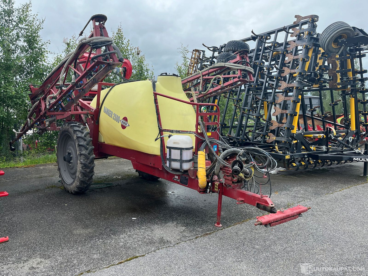 Hardi Ranger 2500, kasvinsuojeluruisku, 21m puomisto, 2012, MTK25, Salo - آلة الرش المقطورة: صور 1 Hardi Ranger 2500, kasvinsuojeluruisku, 21m puomisto, 2012, MTK25, Salo - آلة الرش المقطورة: صور 1