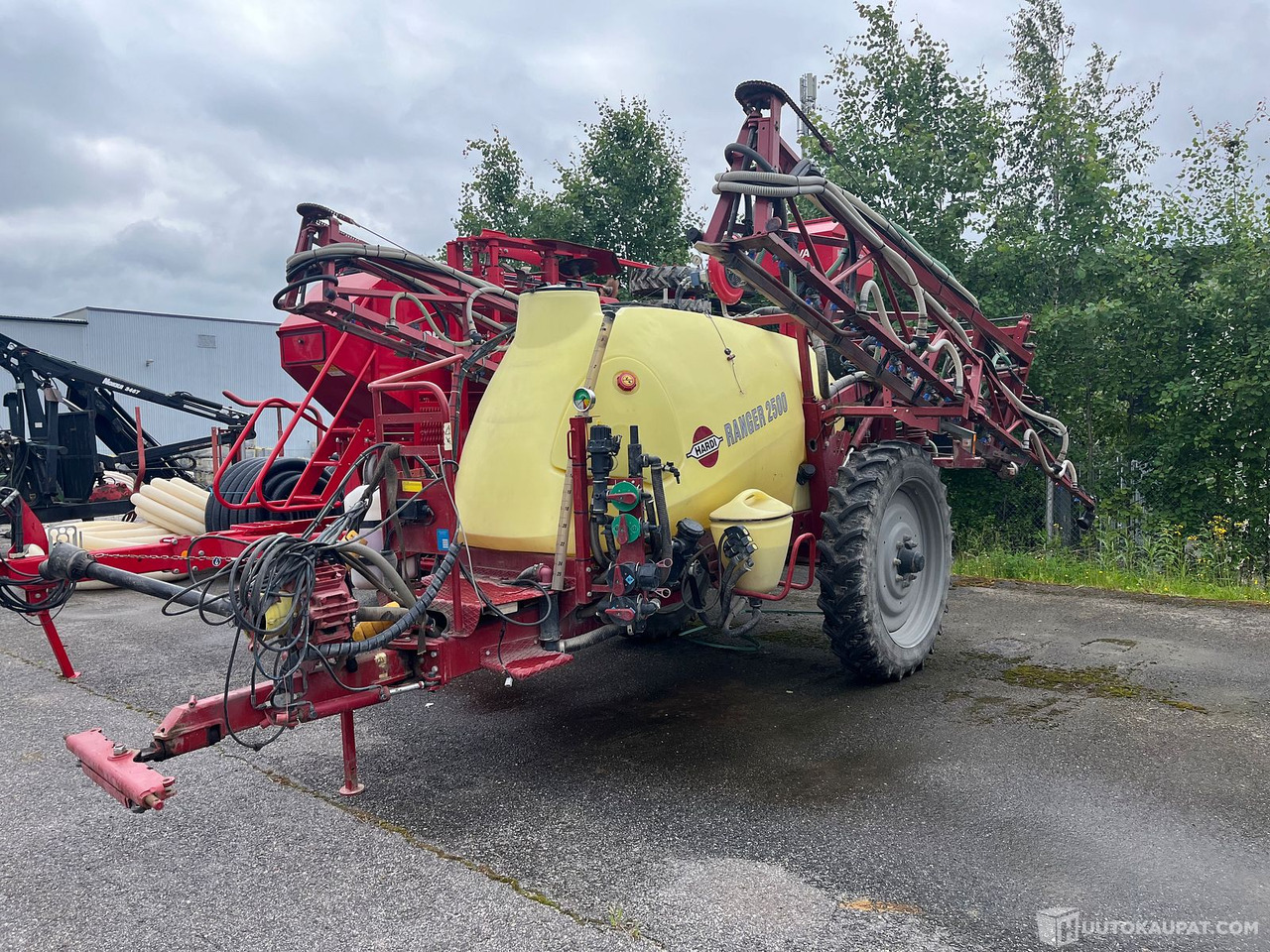Hardi Ranger 2500, kasvinsuojeluruisku, 21m puomisto, 2012, MTK25, Salo - آلة الرش المقطورة: صور 3 Hardi Ranger 2500, kasvinsuojeluruisku, 21m puomisto, 2012, MTK25, Salo - آلة الرش المقطورة: صور 3