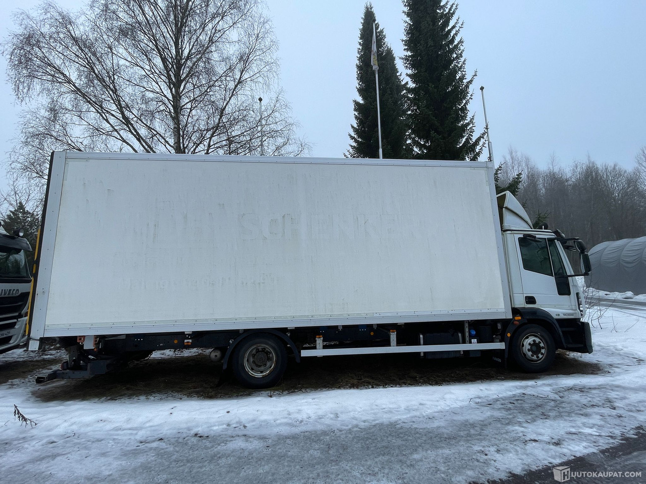 Iveco 140E, 2014 Umpikorinen Kuorma-auto, Hämeenlinna - بصندوق مغلق شاحنة: صور 4 Iveco 140E, 2014 Umpikorinen Kuorma-auto, Hämeenlinna - بصندوق مغلق شاحنة: صور 4