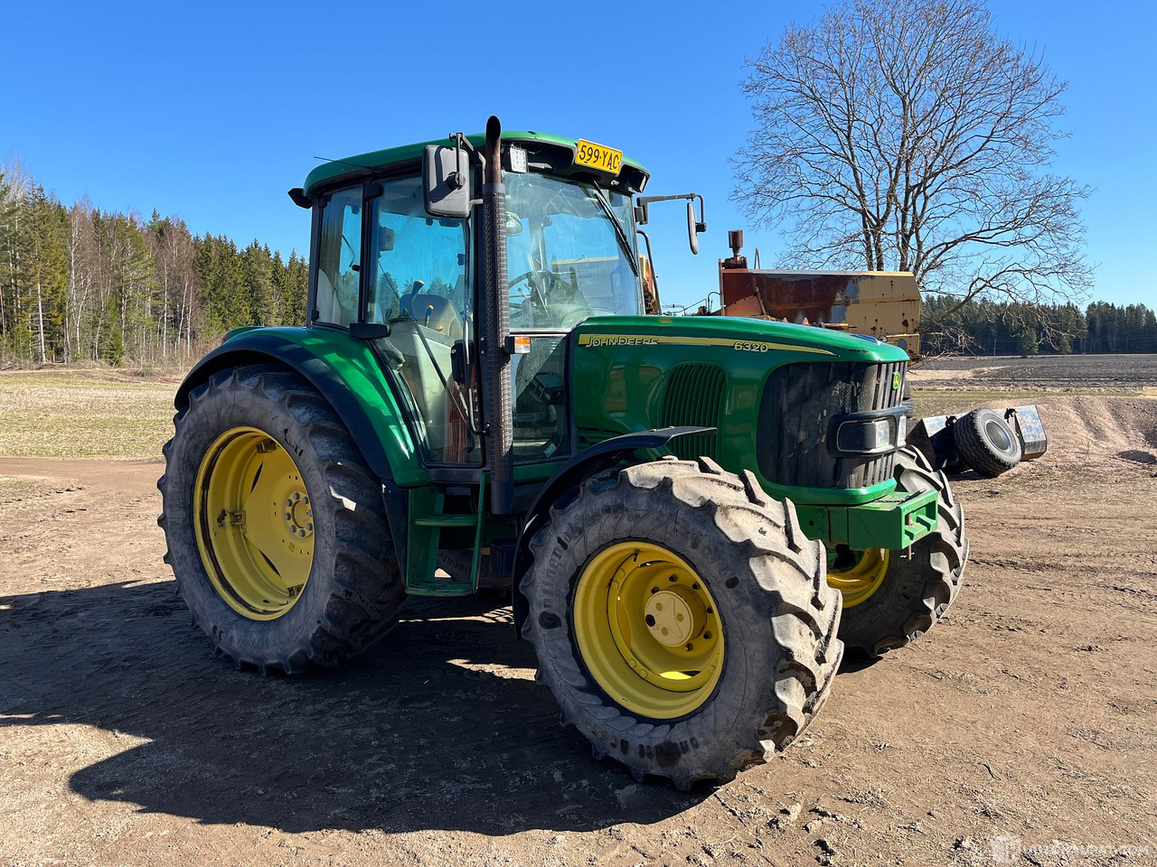 John Deere 6320, traktori, vain 4050h ajettu, 2003, Kouvola - جرار: صور 4 John Deere 6320, traktori, vain 4050h ajettu, 2003, Kouvola - جرار: صور 4