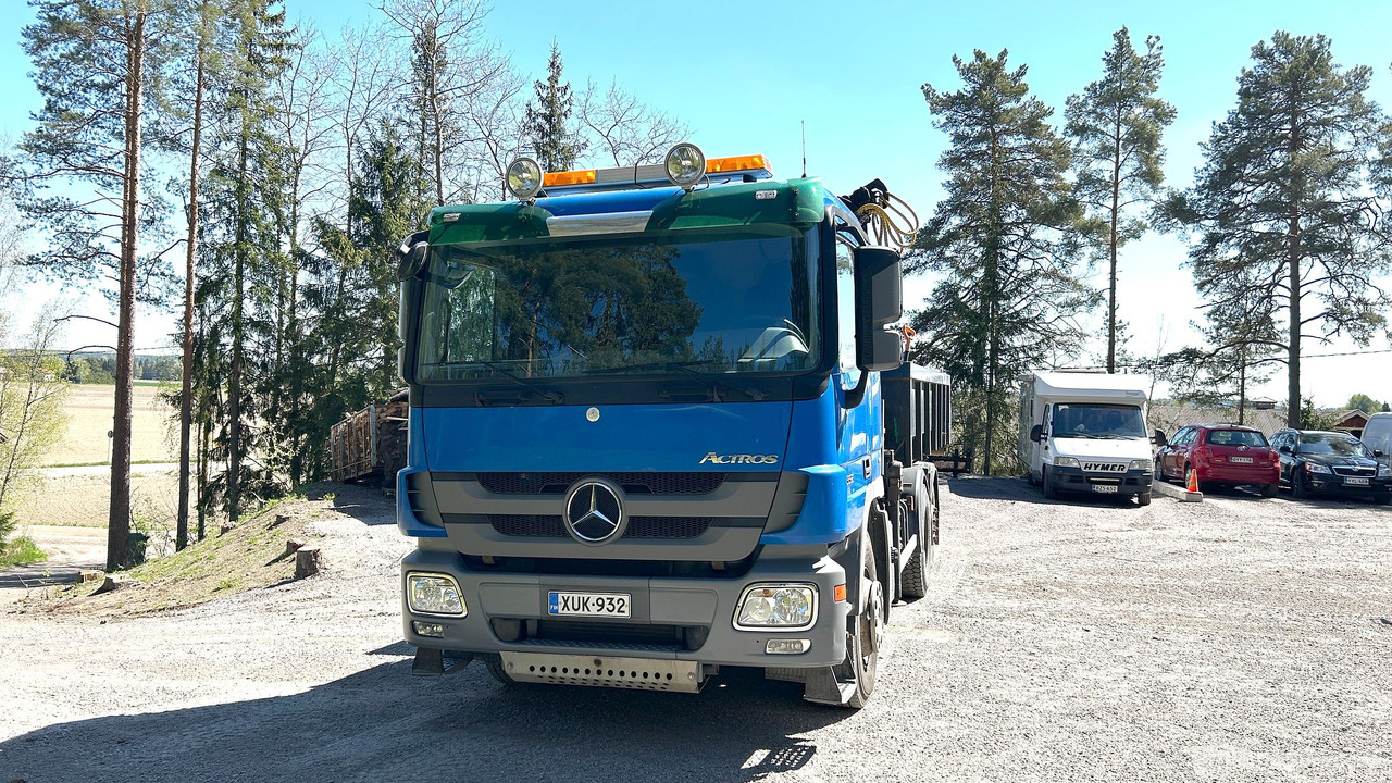 Kuorma-auto Mercedes-Benz Actros 2532, vm. 2009, kympitetty pilkki ja vaijerilaitteet, Lieto - شاحنة ذات الخطاف, شاحنة كرين: صور 2 Kuorma-auto Mercedes-Benz Actros 2532, vm. 2009, kympitetty pilkki ja vaijerilaitteet, Lieto - شاحنة ذات الخطاف, شاحنة كرين: صور 2