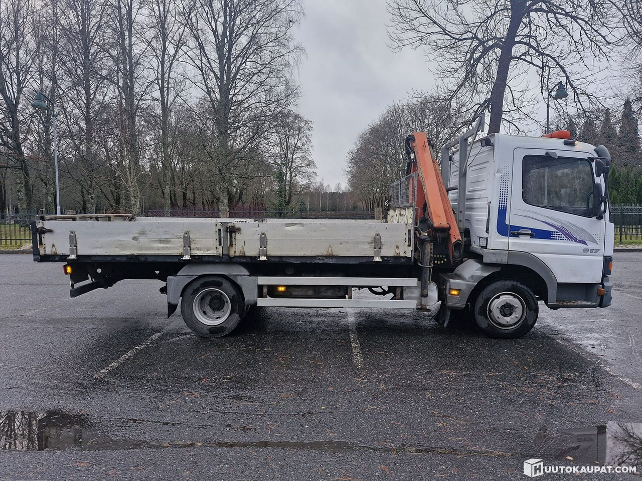 Mercedes-Benz Atego Palfingerillä, 1999, Tampere - شاحنات مسطحة, شاحنة كرين: صور 2 Mercedes-Benz Atego Palfingerillä, 1999, Tampere - شاحنات مسطحة, شاحنة كرين: صور 2