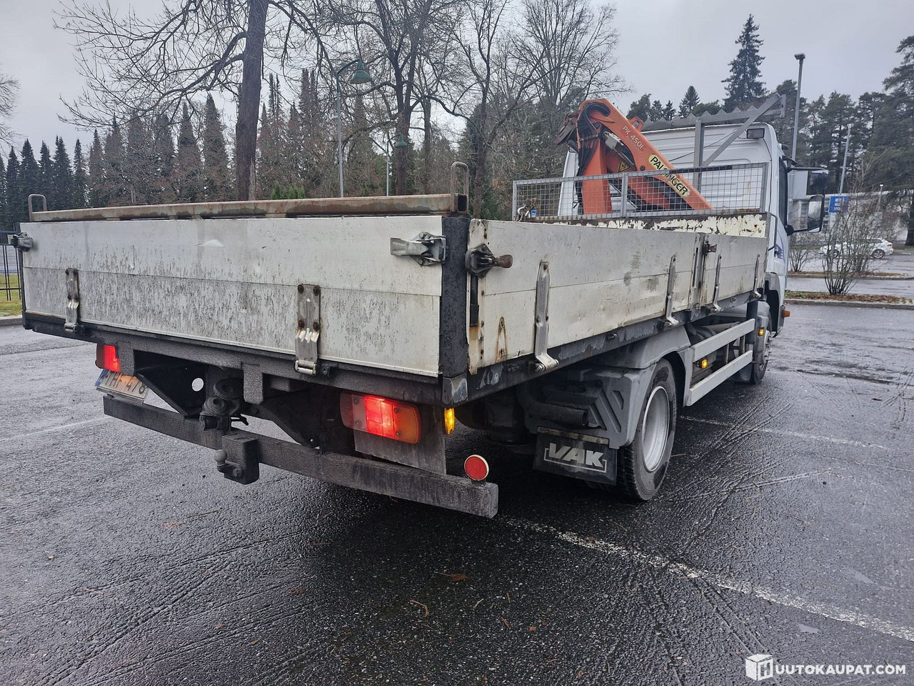 Mercedes-Benz Atego Palfingerillä, 1999, Tampere - شاحنات مسطحة, شاحنة كرين: صور 5 Mercedes-Benz Atego Palfingerillä, 1999, Tampere - شاحنات مسطحة, شاحنة كرين: صور 5