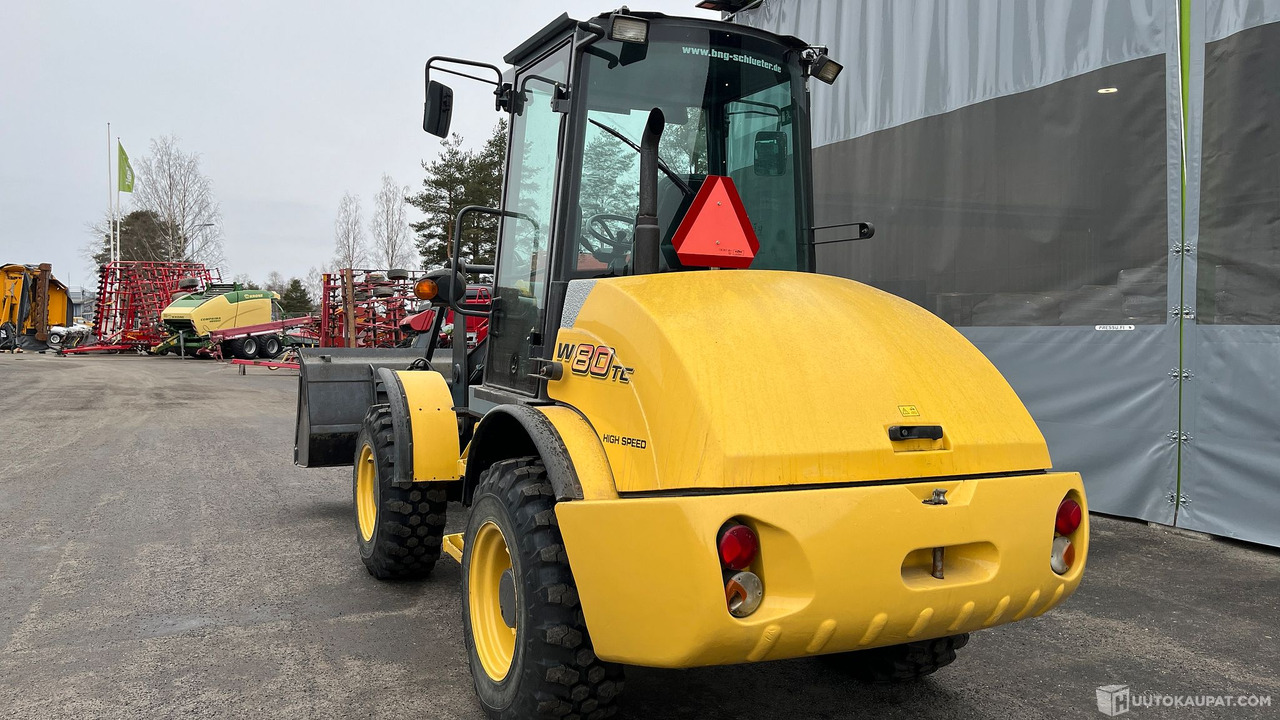 New Holland W80 TC HIGHSP, 2008, pyöräkuormaaja, Seinäjoki - الآلات والماكينات الزراعية: صور 5 New Holland W80 TC HIGHSP, 2008, pyöräkuormaaja, Seinäjoki - الآلات والماكينات الزراعية: صور 5