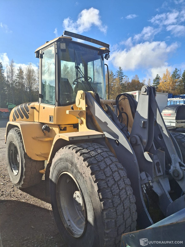 Pyöräkuormaaja Volvo L40 D, vuosimalli 1999, Nurmijärvi - اللودر بعجل: صور 1 Pyöräkuormaaja Volvo L40 D, vuosimalli 1999, Nurmijärvi - اللودر بعجل: صور 1