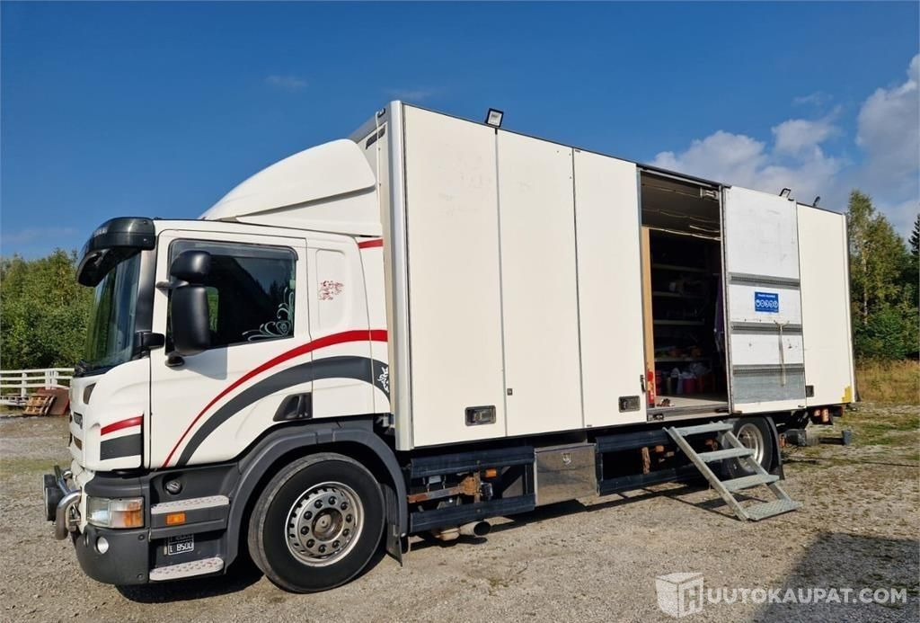 Scania P 230 Huoltokuorma-auto ruokailutilalla, 2008, Siilinjärvi - بصندوق مغلق شاحنة: صور 1 Scania P 230 Huoltokuorma-auto ruokailutilalla, 2008, Siilinjärvi - بصندوق مغلق شاحنة: صور 1