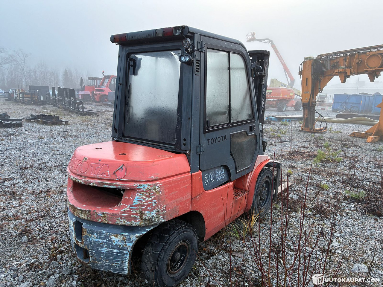 Toyota 02-7FDF30, 2004 Forklift, Lieto - رافعة شوكية ديزل: صور 5 Toyota 02-7FDF30, 2004 Forklift, Lieto - رافعة شوكية ديزل: صور 5