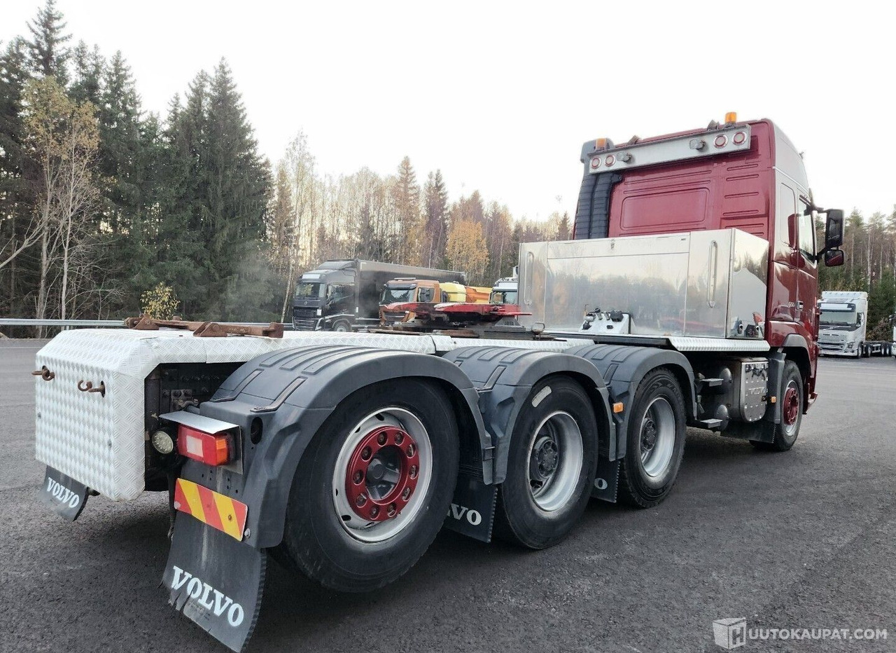 Volvo FH16 600 8x4, 2009, 16.0 l, Diesel, 888 123 km, Vantaa - شاحنة جرار: صور 4 Volvo FH16 600 8x4, 2009, 16.0 l, Diesel, 888 123 km, Vantaa - شاحنة جرار: صور 4