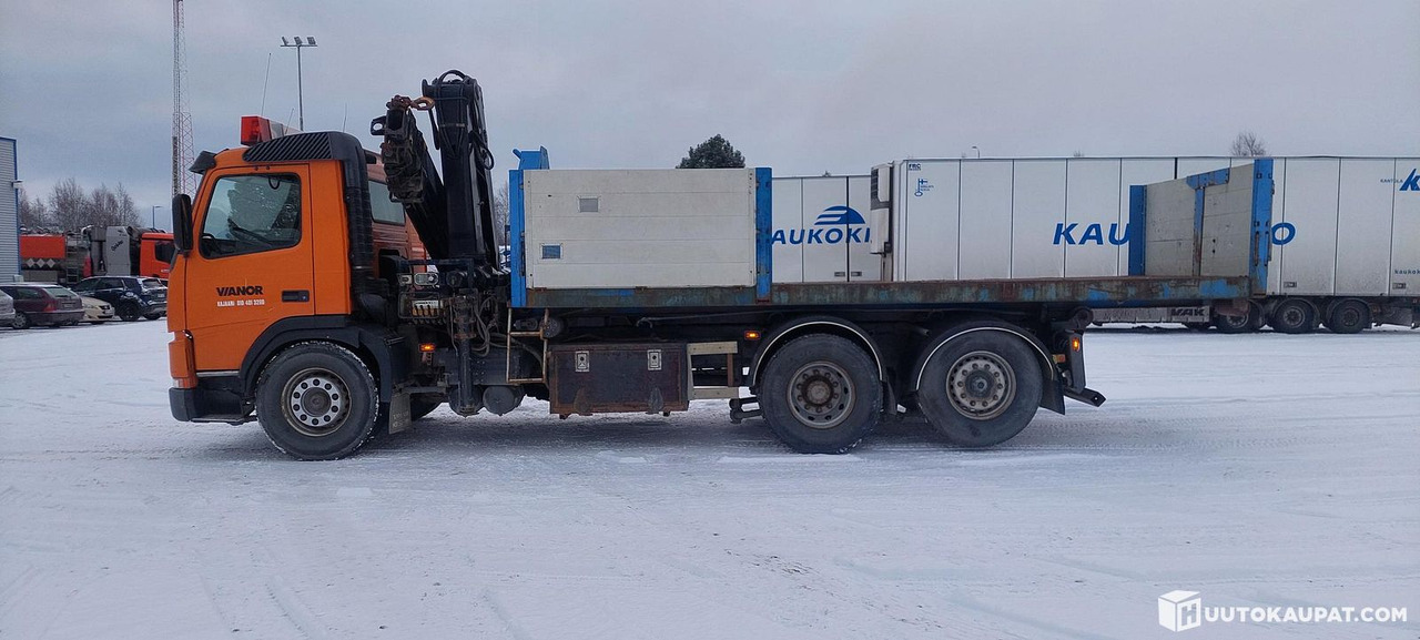 Volvo FM7, 1999, Kajaani - شاحنات مسطحة, شاحنة كرين: صور 4 Volvo FM7, 1999, Kajaani - شاحنات مسطحة, شاحنة كرين: صور 4