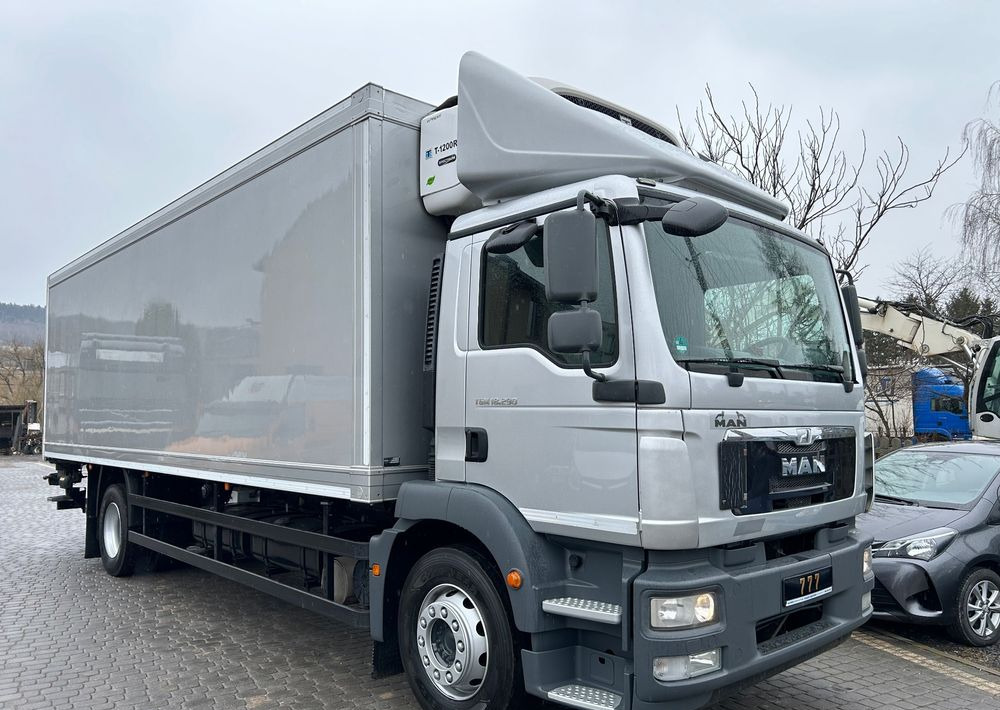 MAN TGM 18.290 TK 1200 R Spectrum THERMO King z Niemiec 8m / 20 palet / winda Klima / OKAZJA - مبردة شاحنة: صور 2 MAN TGM 18.290 TK 1200 R Spectrum THERMO King z Niemiec 8m / 20 palet / winda Klima / OKAZJA - مبردة شاحنة: صور 2