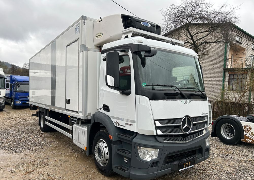 Mercedes-Benz Antos 1824 CARRIER SUPRA 1150 DRZWI + winda i drzwi boczne / 7.7m / z Holandii / KLIMA LEKKI / Axor man Tgm T1000-R THERMO King - مبردة شاحنة: صور 1 Mercedes-Benz Antos 1824 CARRIER SUPRA 1150 DRZWI + winda i drzwi boczne / 7.7m / z Holandii / KLIMA LEKKI / Axor man Tgm T1000-R THERMO King - مبردة شاحنة: صور 1