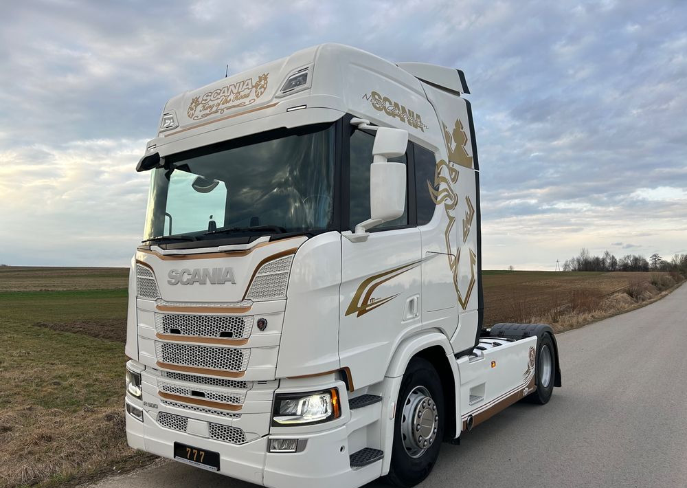 Scania R500 FULL AIR 2019 10x poduszki KLIMA POSTOJOWA / RETARDER / FULL SPOJLER / TOP STAN / od jedynego właściciela ! HYDRAULIKA spod beczki spożywczej ! / do wywrotu ruchomej podłogi beczki TOP TOP - شاحنة جرار: صور 1 Scania R500 FULL AIR 2019 10x poduszki KLIMA POSTOJOWA / RETARDER / FULL SPOJLER / TOP STAN / od jedynego właściciela ! HYDRAULIKA spod beczki spożywczej ! / do wywrotu ruchomej podłogi beczki TOP TOP - شاحنة جرار: صور 1