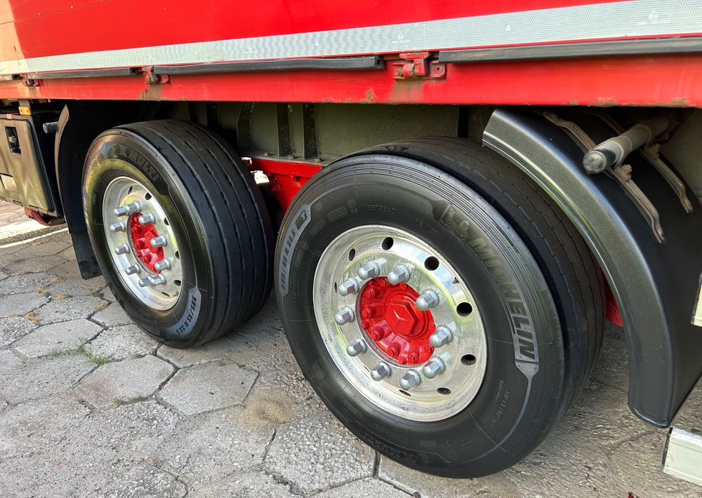 Schmitz Cargobull 7.7m OCYNK OSIE MERCEDES ALUFELGI KONTENER TANDEM NAPOJÓWKA OTWIERANY BOK DO NAPOJÓW STAN BDB - أخرى: صور 3 Schmitz Cargobull 7.7m OCYNK OSIE MERCEDES ALUFELGI KONTENER TANDEM NAPOJÓWKA OTWIERANY BOK DO NAPOJÓW STAN BDB - أخرى: صور 3