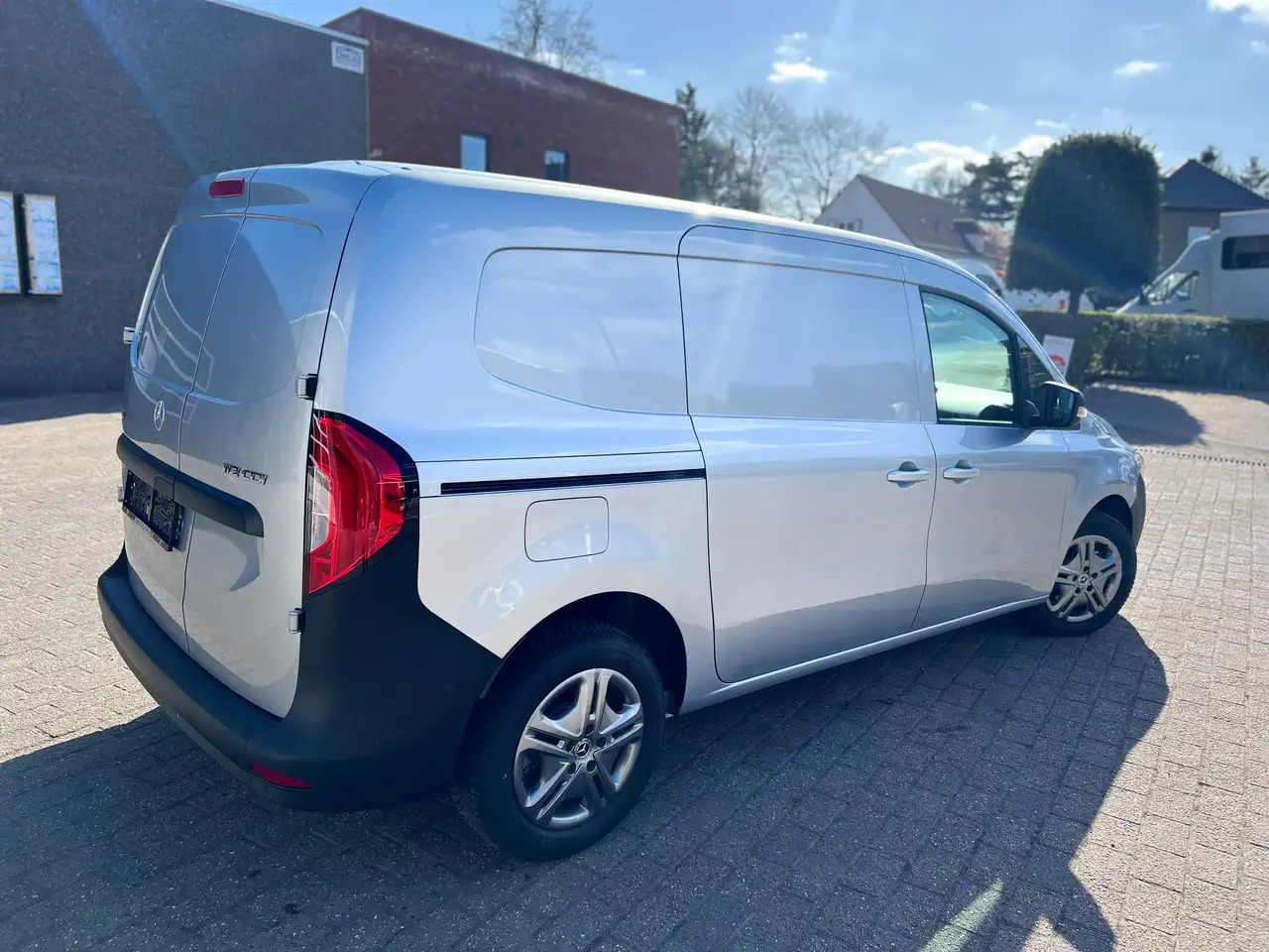 Mercedes-Benz Citan 112 EXTRA LANG (26.750ex.) Full Option| CAM - فان: صور 5 Mercedes-Benz Citan 112 EXTRA LANG (26.750ex.) Full Option| CAM - فان: صور 5