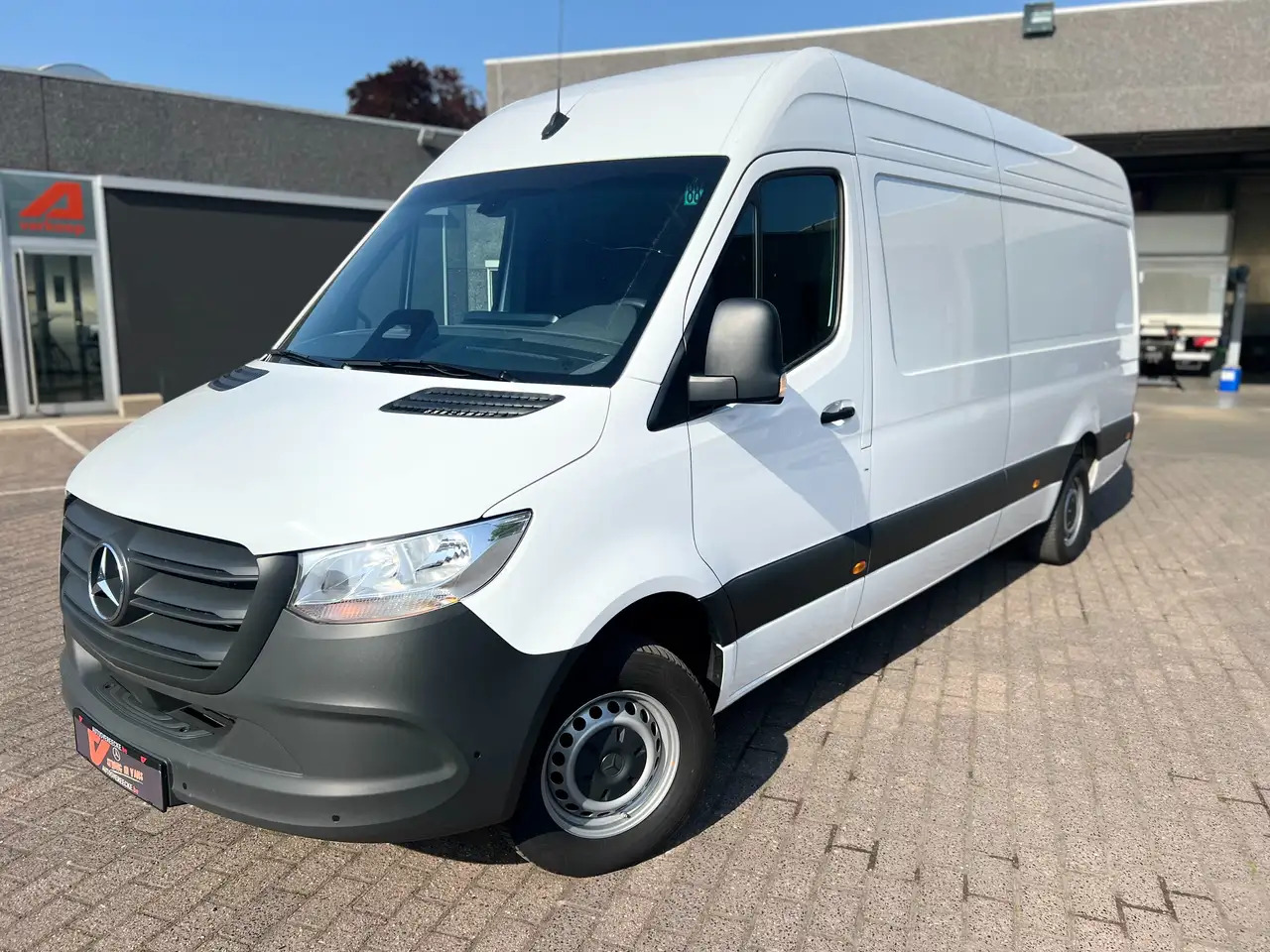 Mercedes-Benz Sprinter 317 L3H2 PRO (35.950ex) FACELIFT |CAMERA| 11" MBUX - فان: صور 2 Mercedes-Benz Sprinter 317 L3H2 PRO (35.950ex) FACELIFT |CAMERA| 11" MBUX - فان: صور 2